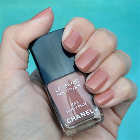 chanel nail varnish colours 2018|Chanel lovely beige nail polish.